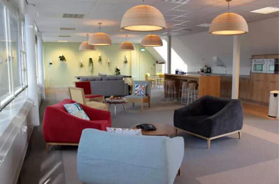 凸顯辦公空間設計格局的巧妙