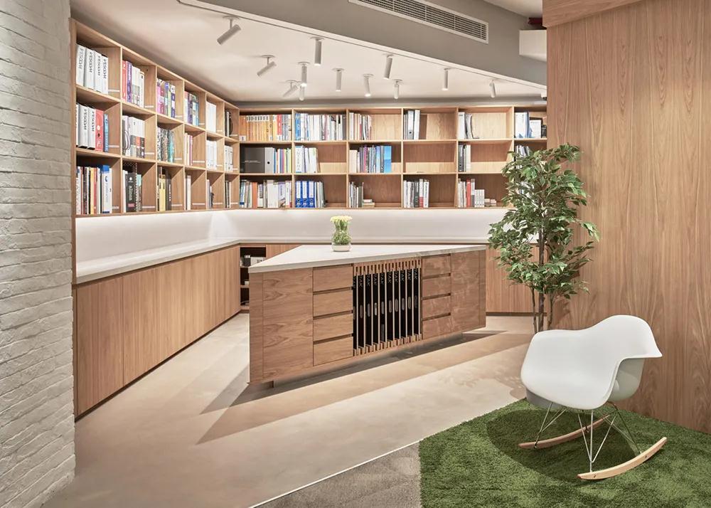 木色灵感 TIA迪拜总部办公空间设计欣赏