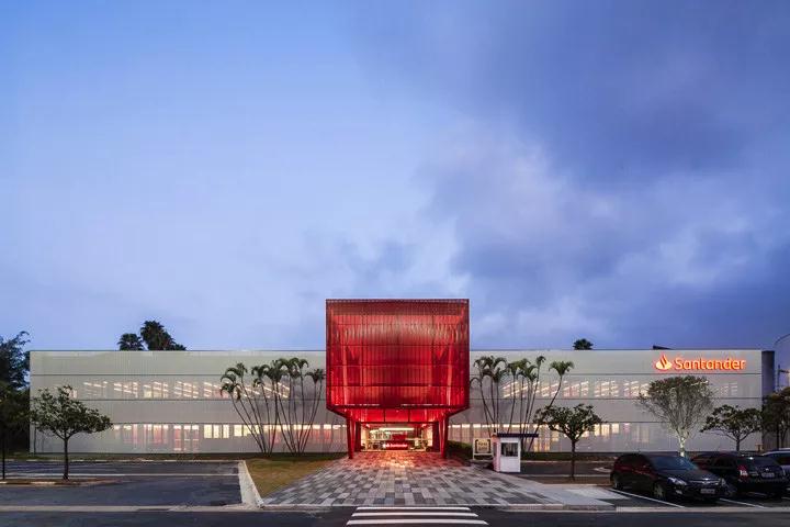 SantanderBank桑坦德银行圣保罗总部科技办公园区设计欣赏