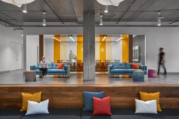 色彩世界 科技巨头Cisco思科旧金山总部办公空间设计